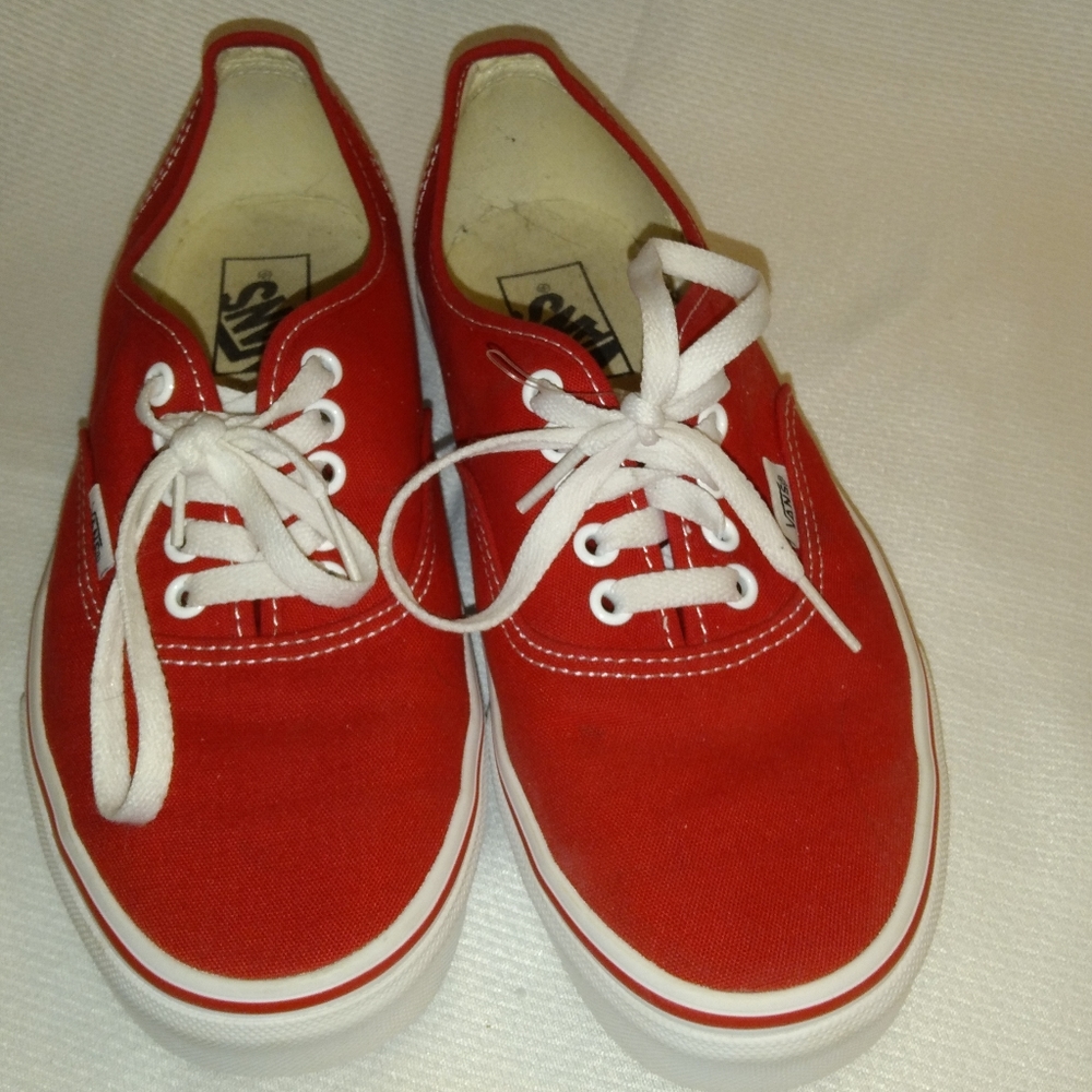 Size 7.5/9 Red Vans